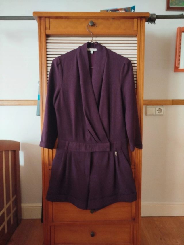 Traje corto morado - elegante