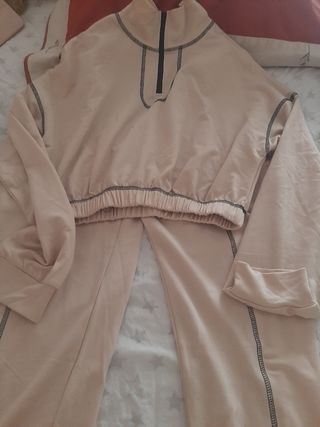 Chándal beige Shein