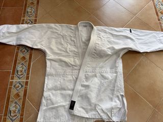 Kimono Judo Aikido blanco nuevo a estrenar. 190cm.