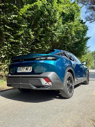 Peugeot 408 2023