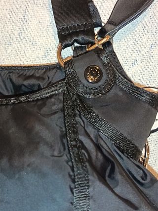 bandolera,cartera práctica con bolsillos con ciere