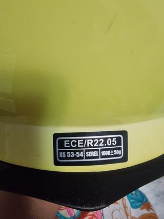 Casco moto amarillo