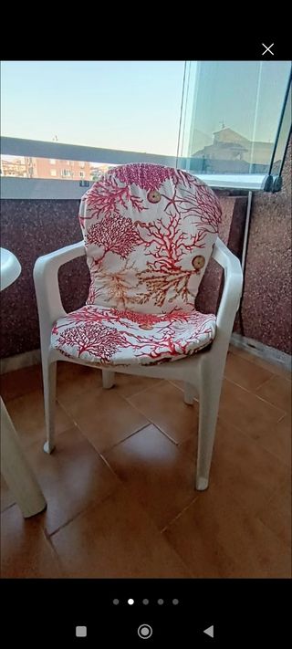 Mesa+sillas terraza - rojas y blancas