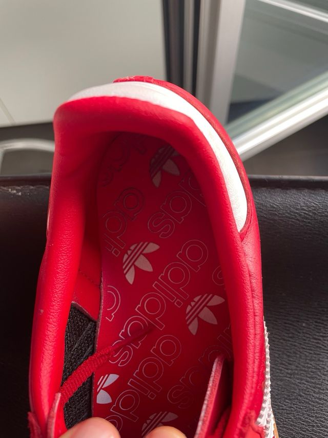 Zapatillas Adidas Samba rojas