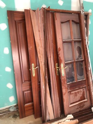 6 Puertas madera maciza