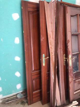 6 Puertas madera maciza