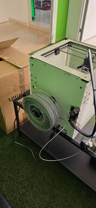 Ultimaker 2 con caja y factura OPORTUNIDAD