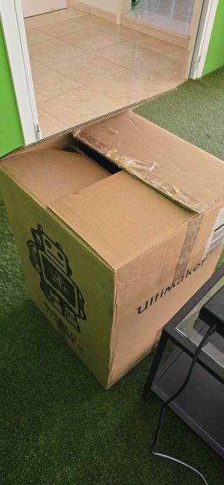 Ultimaker 2 con caja y factura OPORTUNIDAD