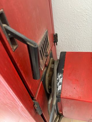 Caldera y acumulador de agua ROCA.