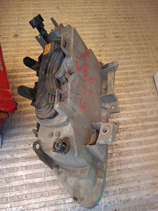 RENAULT LAGUNA I faro izquierdo usado 