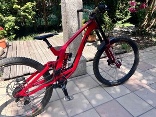 GT Fury 2023 - Bicicleta descenso