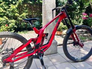 GT Fury 2023 - Bicicleta descenso