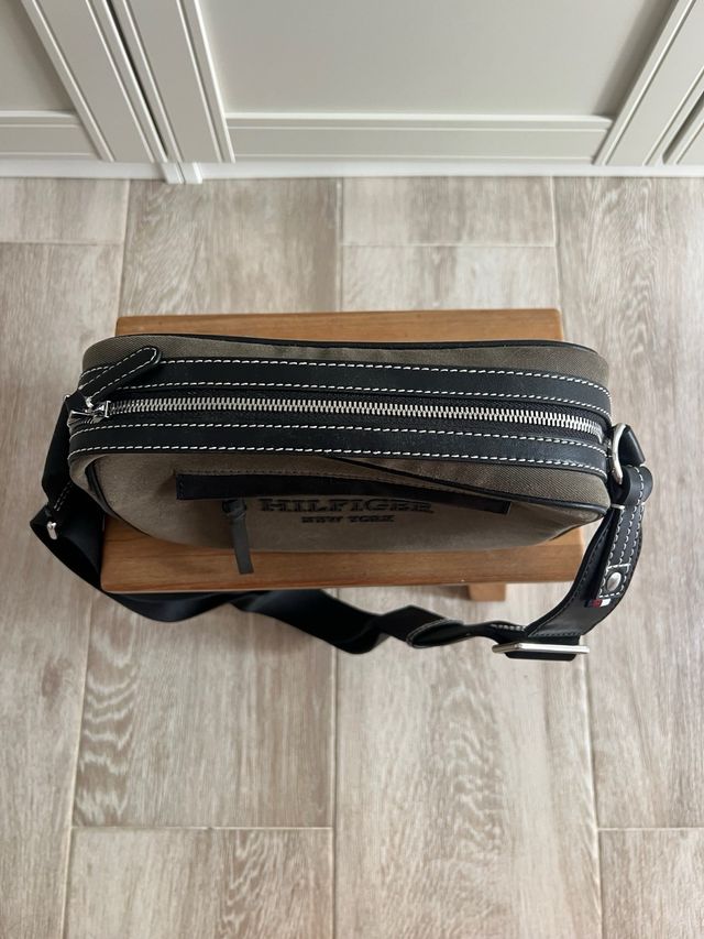 Borsa a tracolla verde Hilfiger