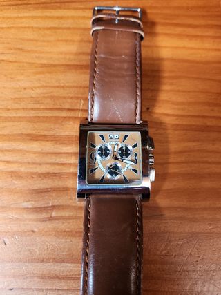 Reloj Adolfo Domínguez pila cambiada y perfecto 