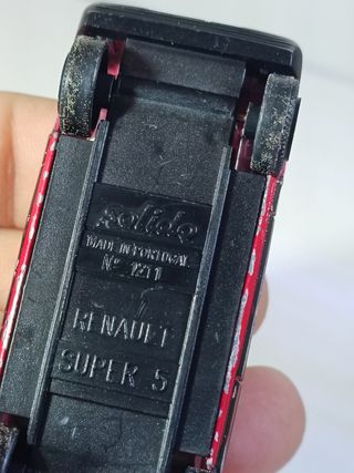 RENAULT SÚPER 5 1/43 SOLIDO