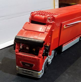 Lego Racers Scuderia Ferrari Truck 8654