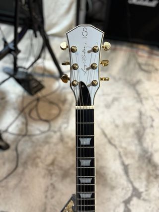 ALQUILER guitarra tipo Les Paul