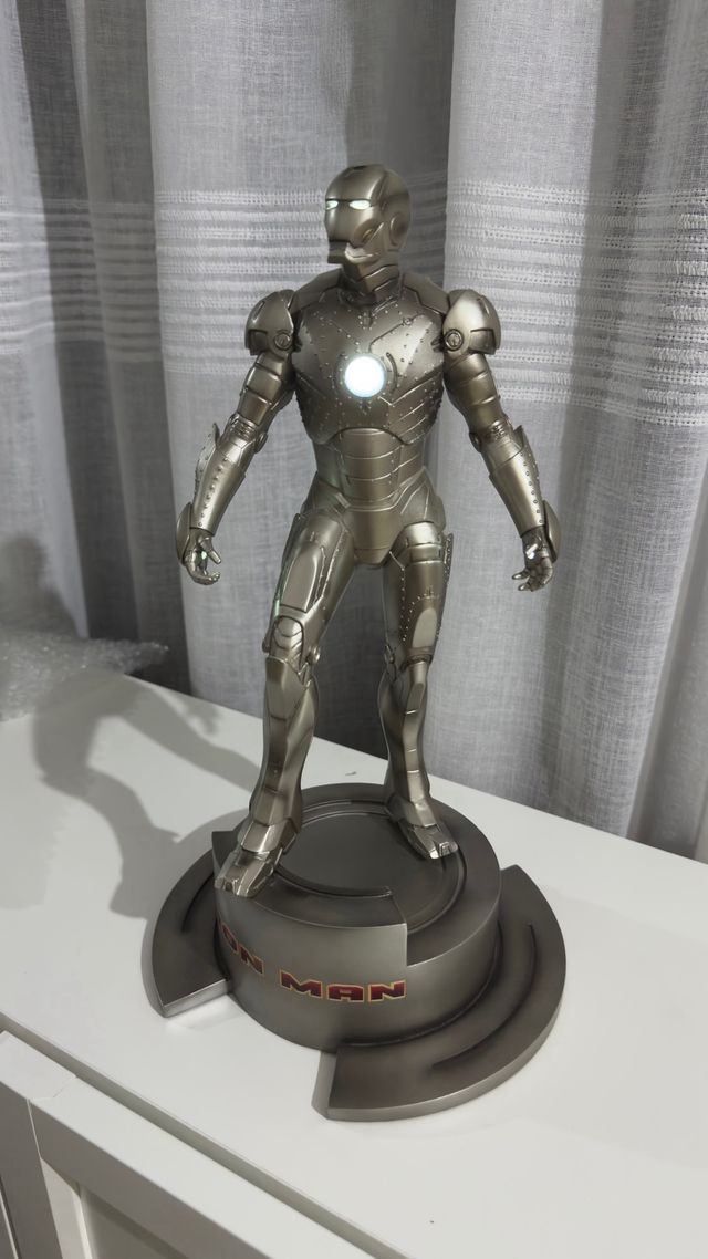Figura Iron Man Kotobukiya 1/6