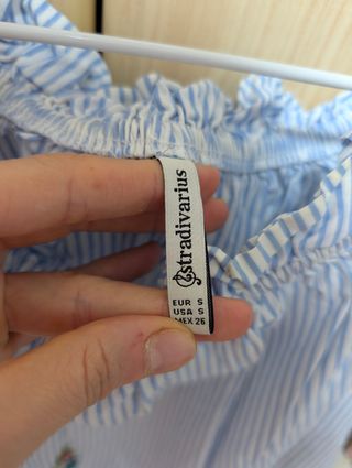 Blusa con estampado de Stradivarius 