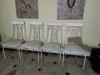 Urge vender 4 Sillas forja por falta de sitio.