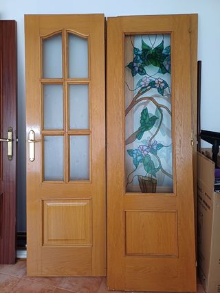 Puertas madera maciza cristal