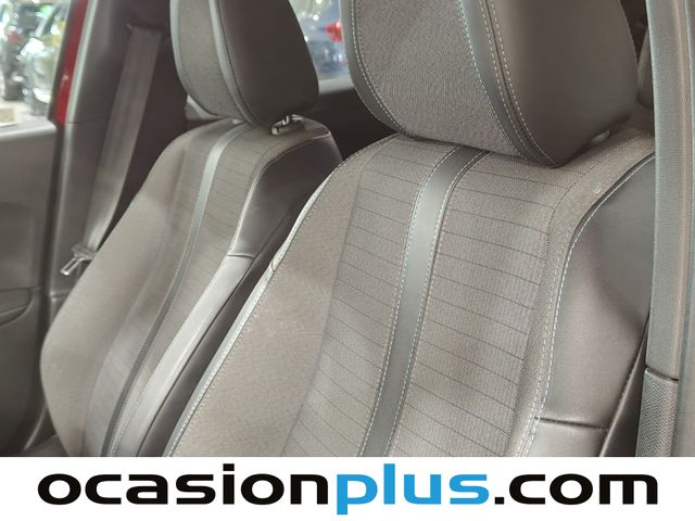 Peugeot 2008 PureTech 130 S&S Allure Pack 96 kW (130 CV)