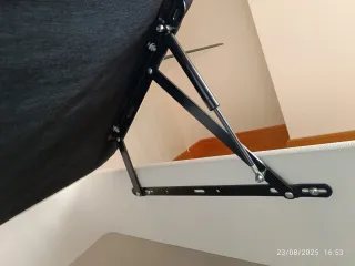 Conjunto mobiliario dormitorio principal.