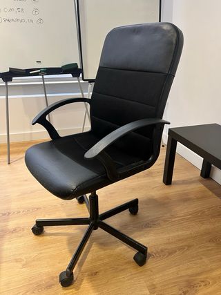 Silla oficina Ikea negra