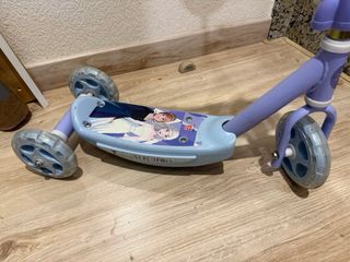Patinete Frozen infantil