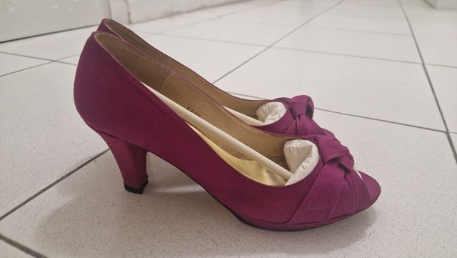 Zapatos fucsia tacón bajo 36