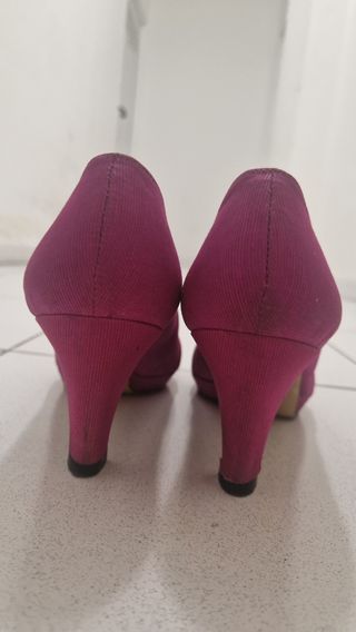 Zapatos fucsia tacón bajo 36