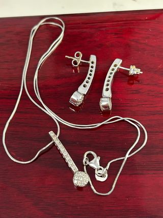 Collar y pendientes oro 