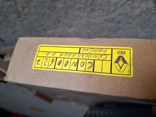 RENAULT KANGOO II radiador aire acondicionado