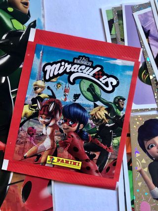 Album Miraculous + 90 Figurine + bustina piena