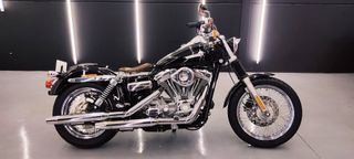 Harley Davidson Dyna Super Glide 