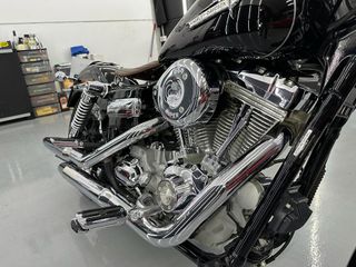 Harley Davidson Dyna Super Glide 