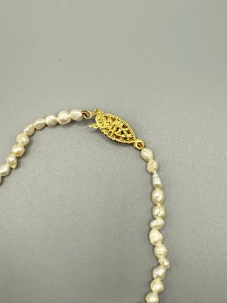 Pulsera perlas-blancas oro