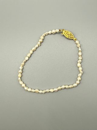 Pulsera perlas-blancas oro