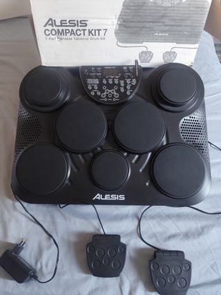 Alesis CompactKit 7: Batería electrónica
