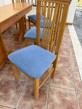 Mesa madera PLEGABLE + 6 sillas cojín tapizado