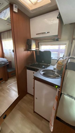 Autocarabana perfilada etrusco