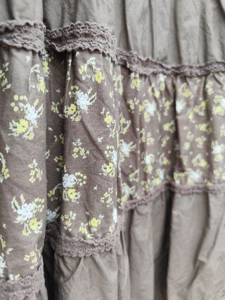 Falda larga marrón estampada flores