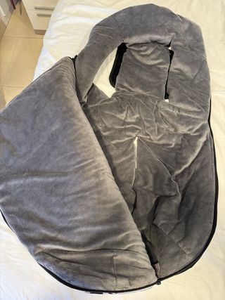 Lote 3 sacos bebé, 1 maxi-cosi y 2 silla paseo