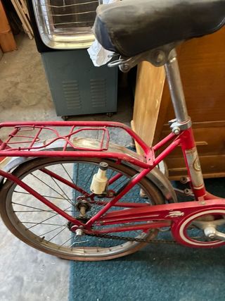 3 Bicicletas antiguas rojas