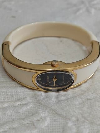 Reloj Nelsonic antiguo dorado