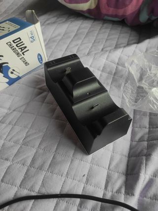 Base carga dual mandos PS5 - CHAW