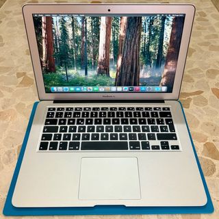 01 MacBook Air 13" 2017 256GB / 8GB / Sequoia 15.6