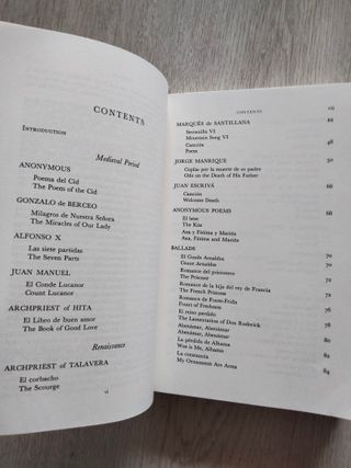 Nine Centuries of Spanish Literature : Nueve si...