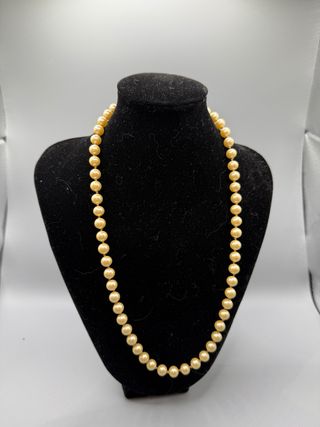 Collar perlas beige Zara