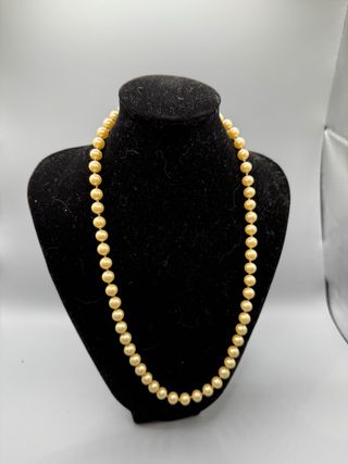 Collar perlas beige Zara
